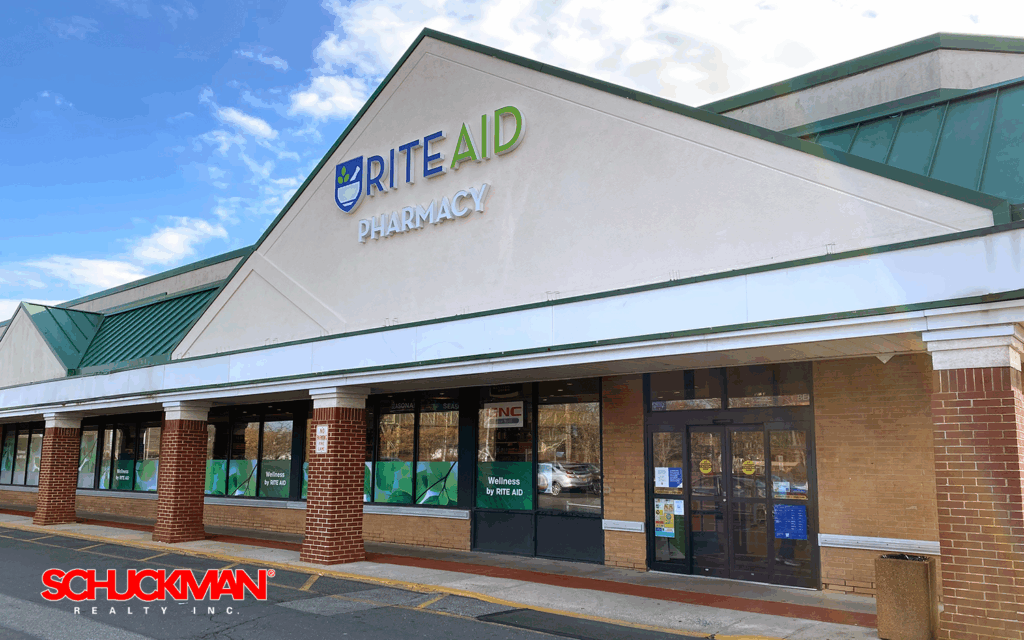 Captree Village Shopping Center, 12,880 SF Space available, contact Schuckman Realty Inc.